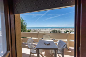 Seaside flat with terrace - Beahost